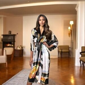 Vintage SHANGHAI SOHO Satin Kimono Robe Womens Multicolored Floral Wrap 53” Long